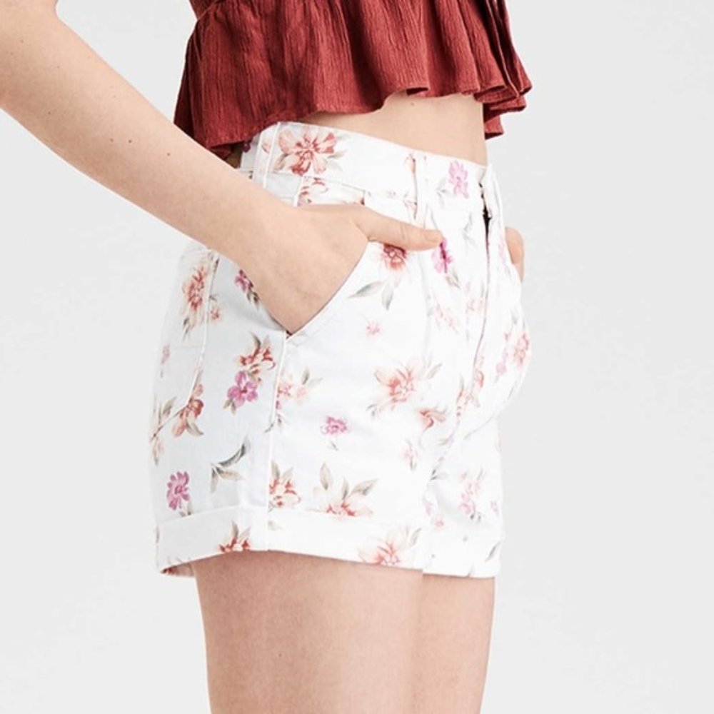American Eagle Floral Print Denim Mom Shorts Size 4 - Picture 11 of 12